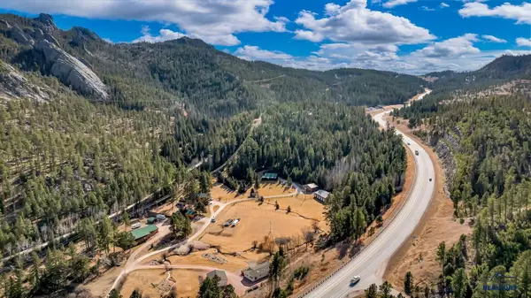 12149 Upper Elk Park Rd, Custer, SD 57730