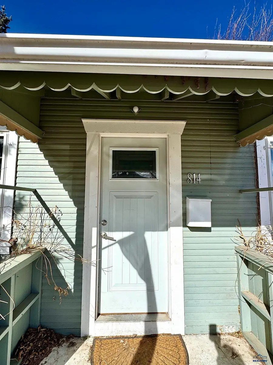814 St James, Rapid City, SD 57701 - #2