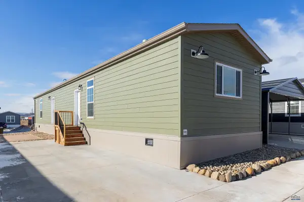 1661.145 E Philadelphia, Rapid City, SD 57703