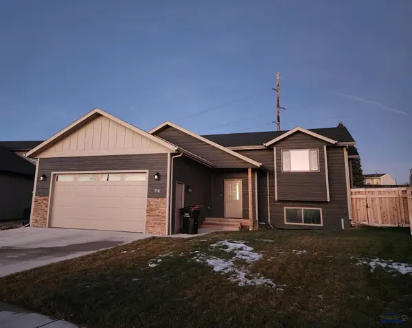 718 Braelynn Ln, Rapid City, SD 57701