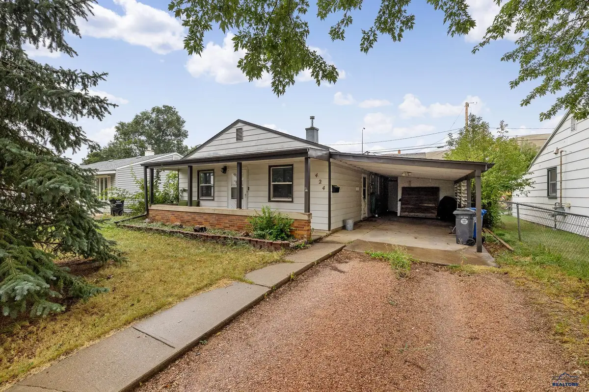 424 Robbins Dr, Rapid City, SD 57701 - #1
