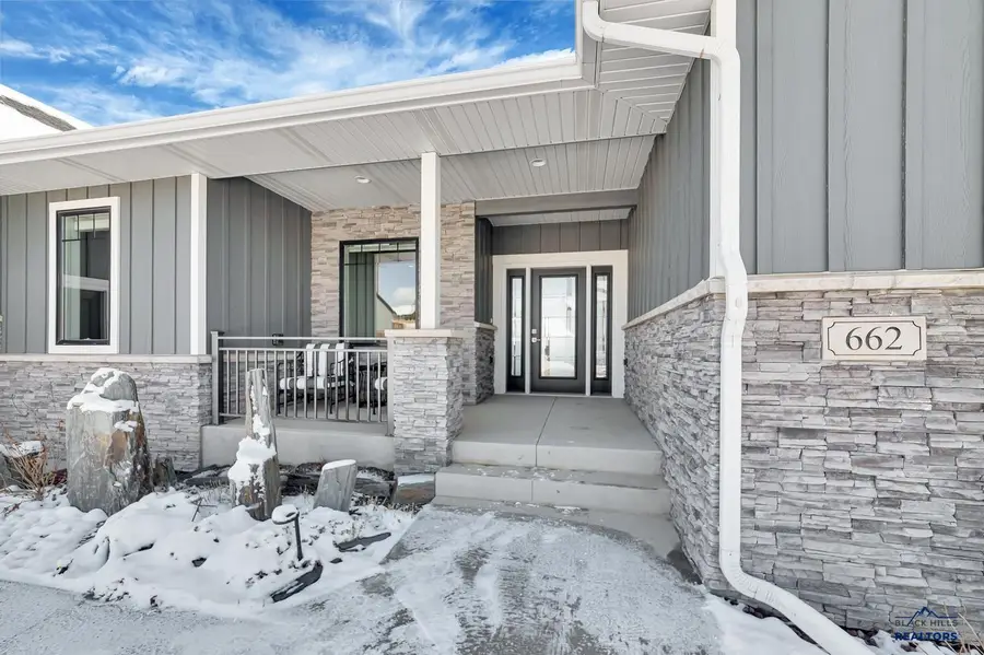 662 Stumer Rd, Rapid City, SD 57701 - #2