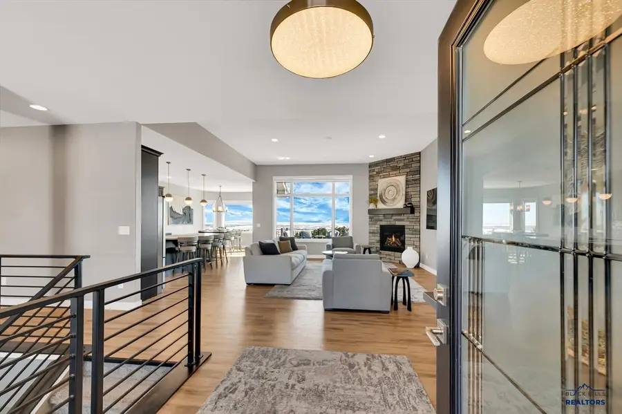 662 Stumer Rd, Rapid City, SD 57701 - #3