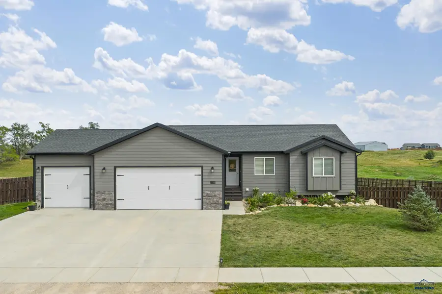 24008 Bridle Ridge Rd, Rapid City, SD 57701 - #2