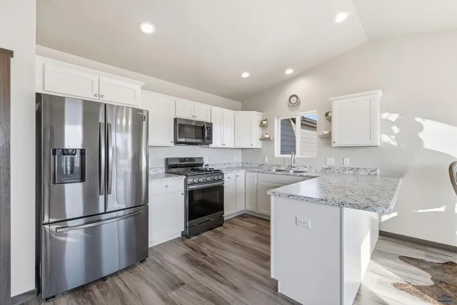 24008 Bridle Ridge Rd, Rapid City, SD 57701 - #3