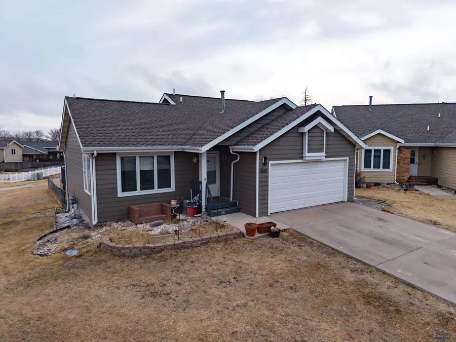 4226 Range View Ct, Rapid City, SD 57701 - #2