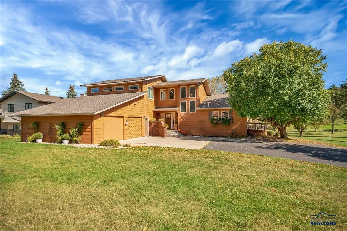 3114 Stockade Dr, Rapid City, SD 57702 - #1