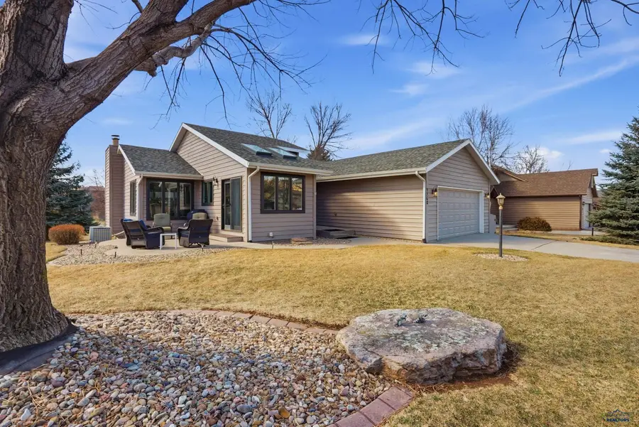 4768 Ridgecrest Ct, Rapid City, SD 57702 - #3