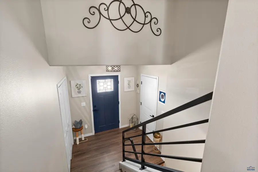 3714 Sako Ct, Rapid City, SD 57703 - #2