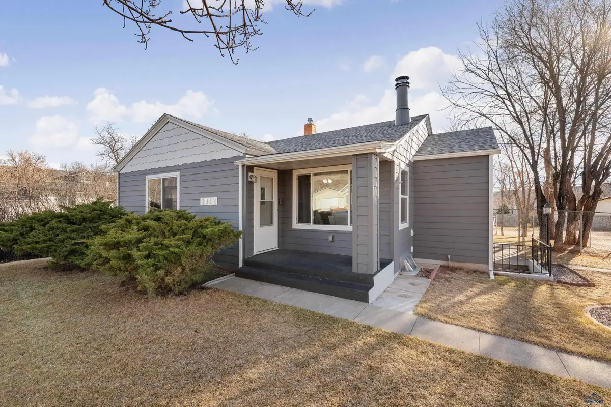 2012 Monte Vista Dr, Rapid City, SD 57702 - #1