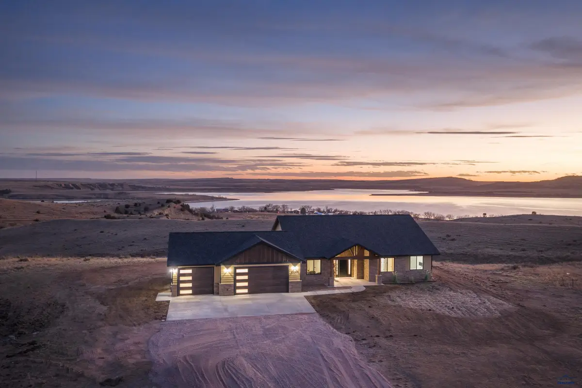 13307 Sunup Ln, Hot Springs, SD 57747 - #1