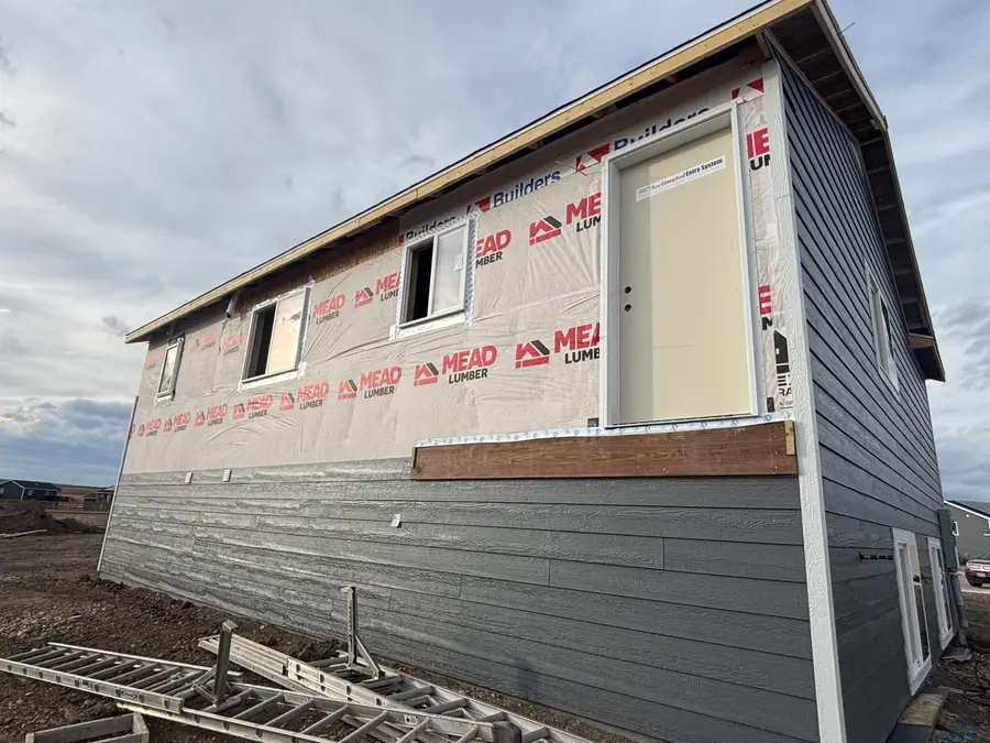 861 Bushnell Ct, Box Elder, SD 57719 - #3