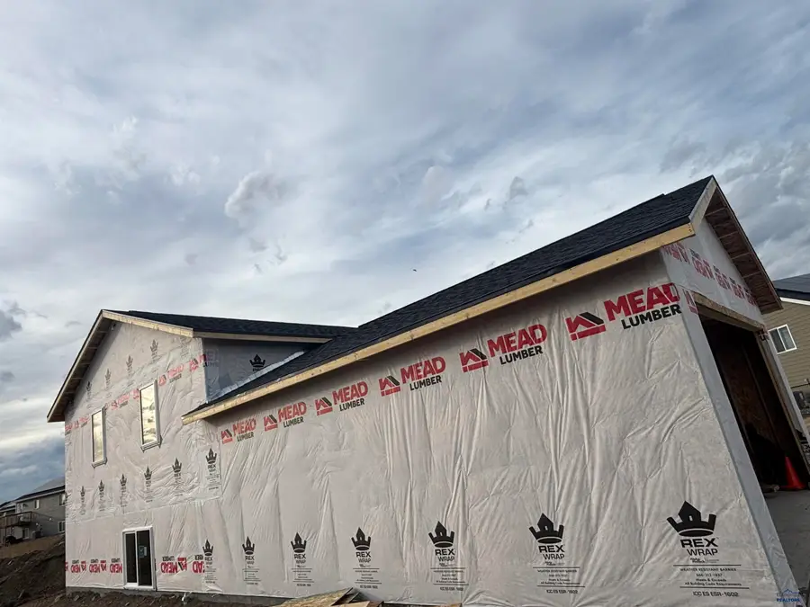 864 Bushnell Ct, Box Elder, SD 57719 - #2