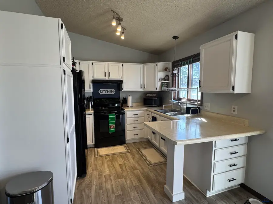 4607 Serenity Ct, Rapid City, SD 57703 - #3