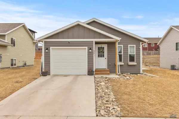 524 Diamond Ridge Boulevard, Rapid City, SD 57703