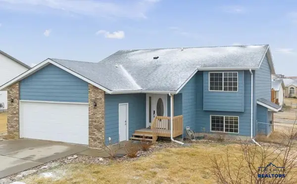5032 S Pitch Dr, Rapid City, SD 57703