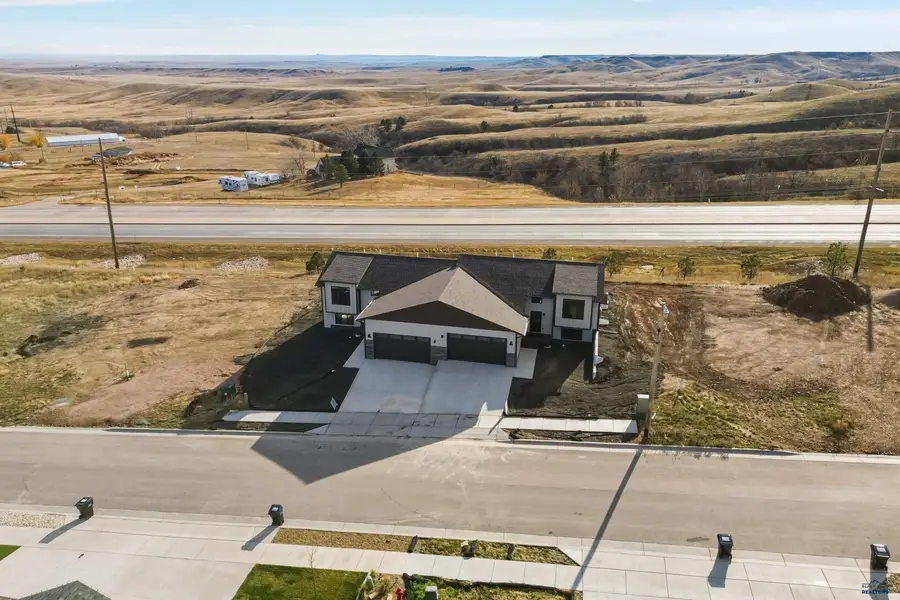 1121 Pinnacle Ct, Rapid City, SD 57701 - #2