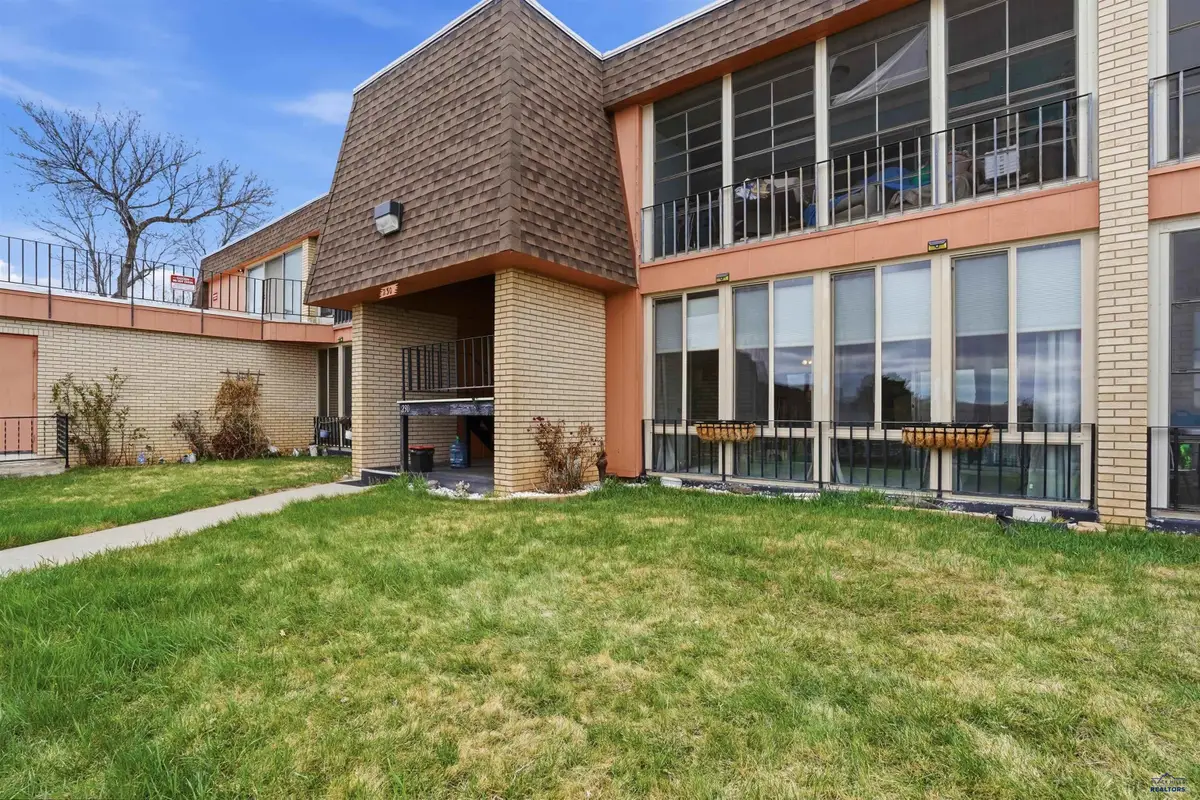 230 E Philadelphia, Rapid City, SD 57701 - #1