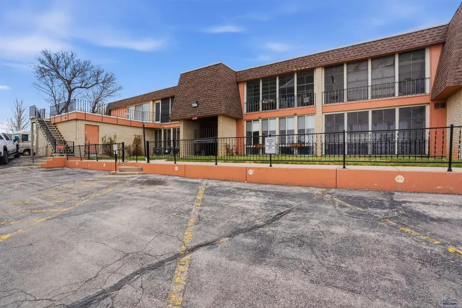 230 E Philadelphia, Rapid City, SD 57701 - #3