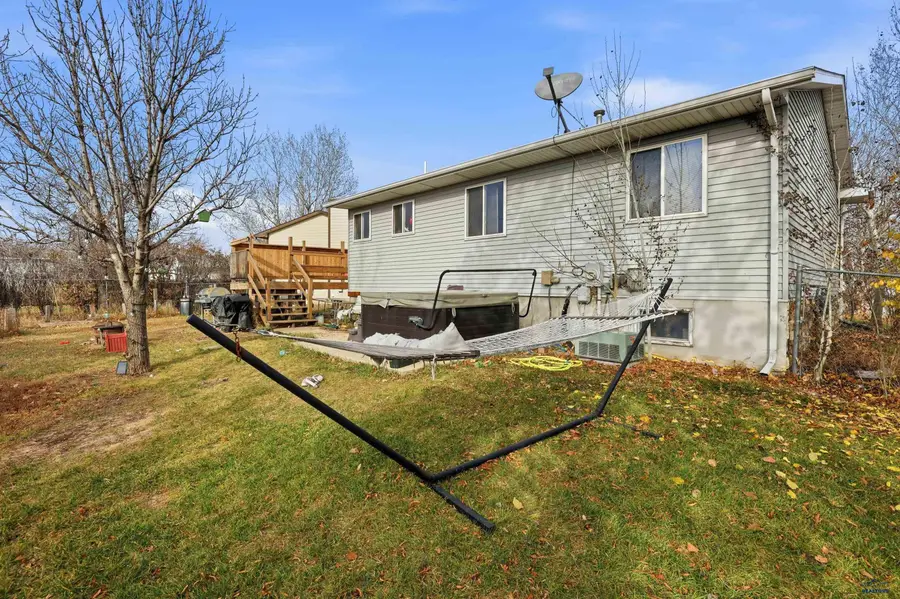 4855 Johnston Dr, Rapid City, SD 57703 - #2
