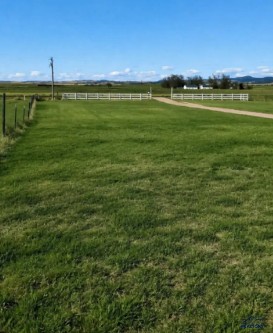28534 Old Hwy 18, Edgemont, SD 57735 - #2