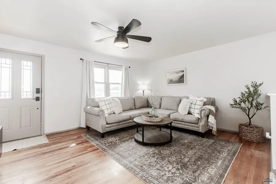 518 E Oakland, Rapid City, SD 57701 - #2