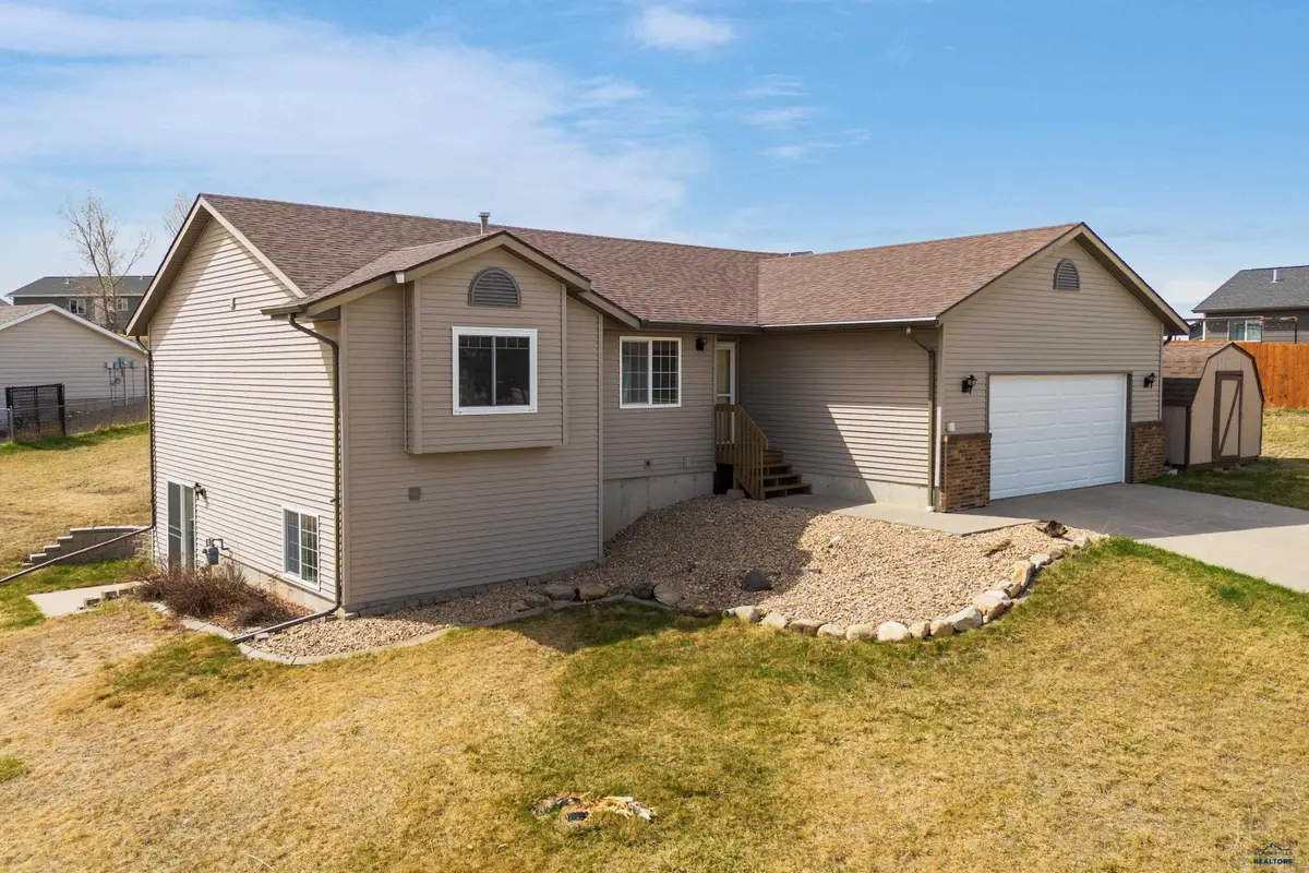 4395 Patricia St, Rapid City, SD 57703 - #1