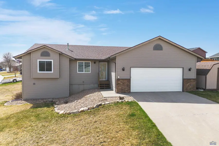 4395 Patricia St, Rapid City, SD 57703 - #2