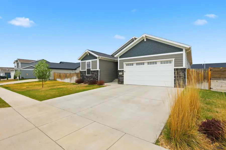 3412 Jim St, Rapid City, SD 57703 - #3