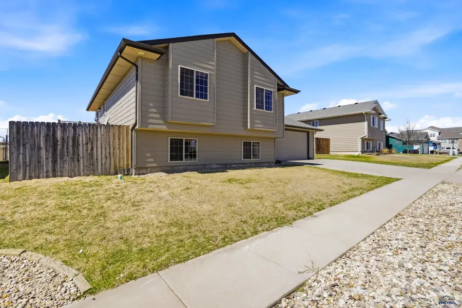 713 Missoula St, Rapid City, SD 57703 - #2