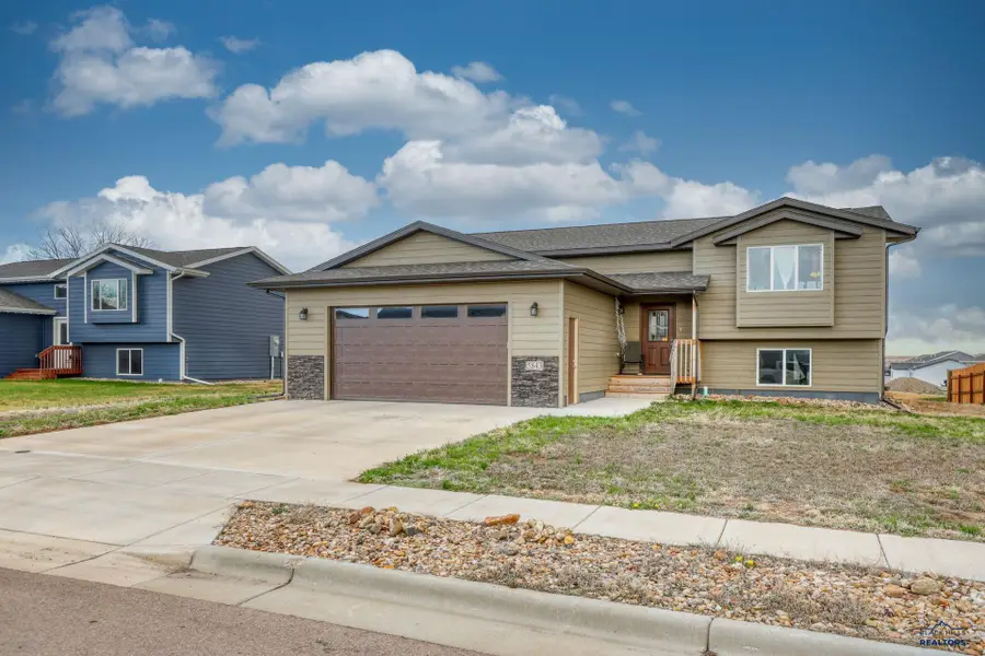 5843 Derringer Rd, Rapid City, SD 57703 - #2