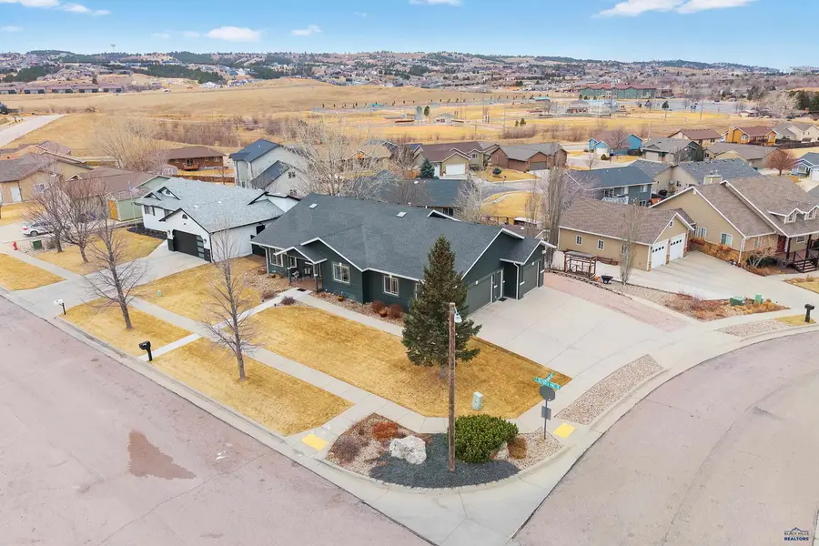 422 E Enchanted Pines Dr, Rapid City, SD 57701-4514 - #3