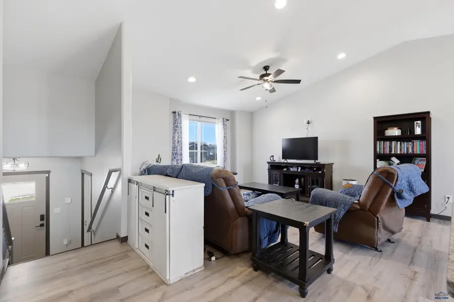 3677 Blackpowder Rd, Rapid City, SD 57703 - #2