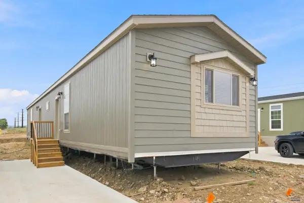 1661.144 E Philadelphia, Rapid City, SD 57703