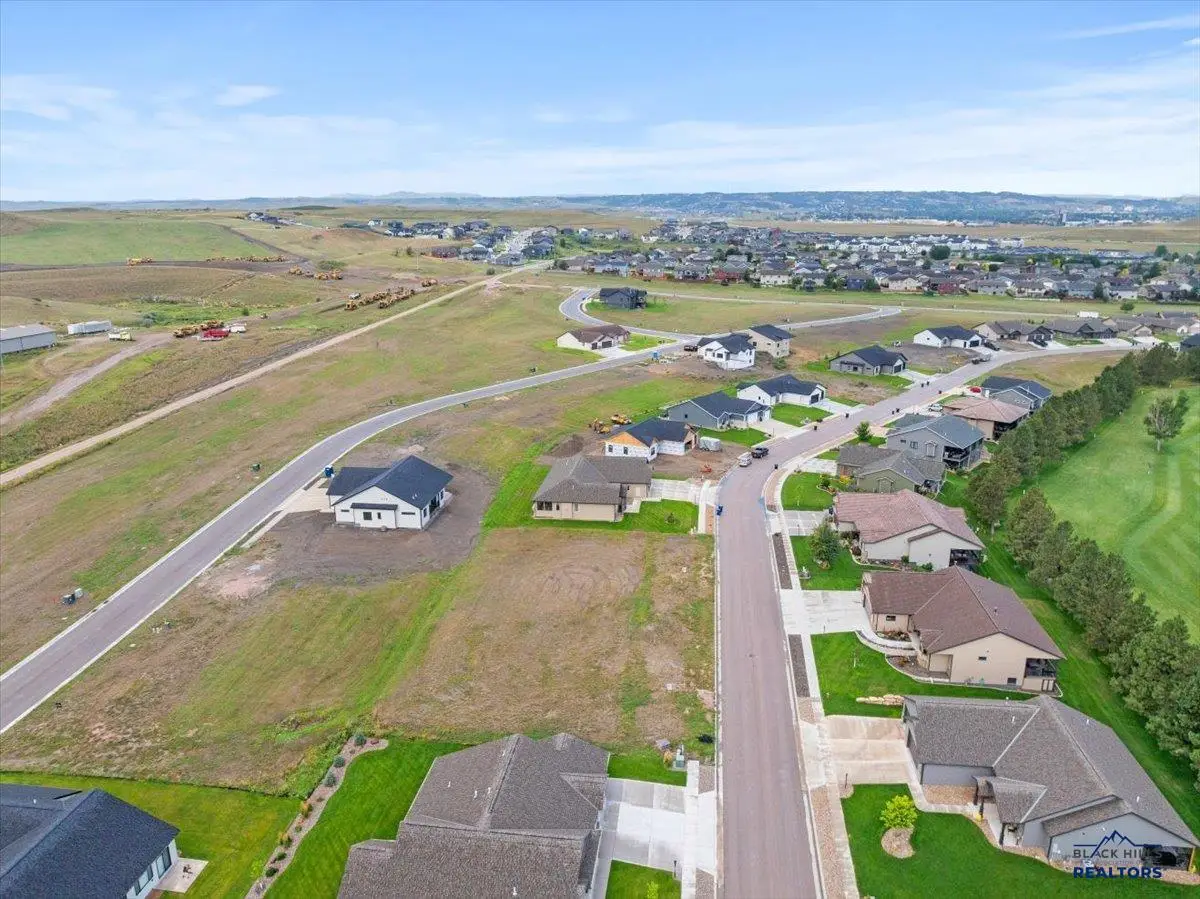 3424 Taylor Made Dr, Rapid City, SD 57703 - #1