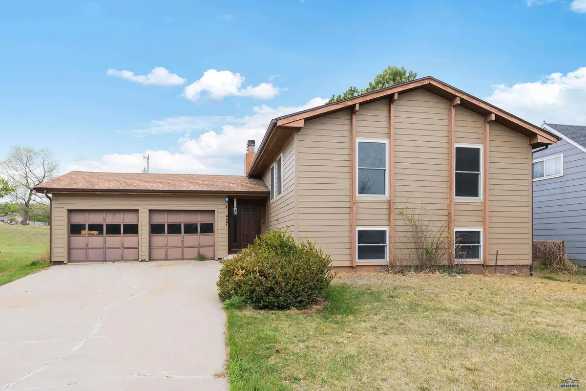 427 City Springs Ln, Rapid City, SD 57702 - #1