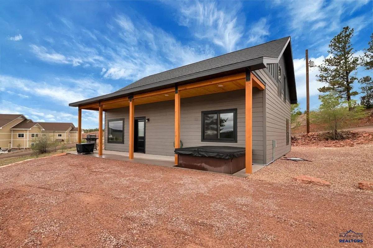 833 N 26th St, Hot Springs, SD 57747 - #1