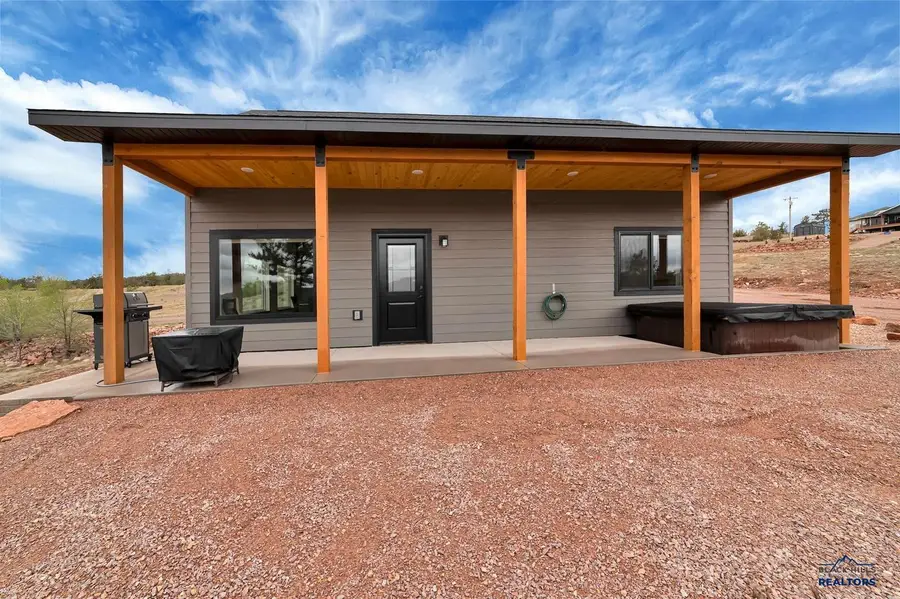 833 N 26th St, Hot Springs, SD 57747 - #2