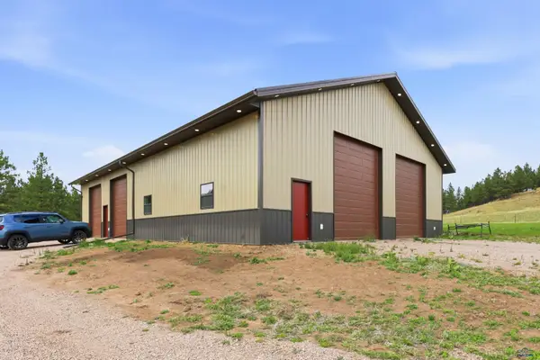13092 Backcountry Ln, Sturgis, SD 57785