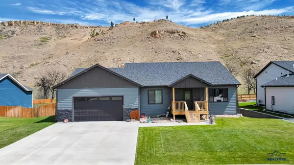 14766 Glenwood Dr, Summerset, SD 57769