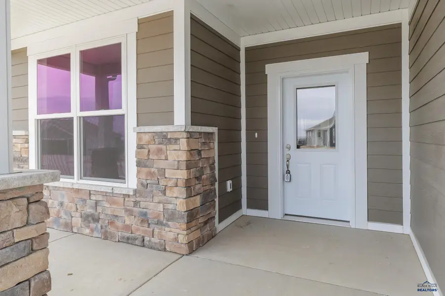 145 Isaac St, Rapid City, SD 57703 - #3
