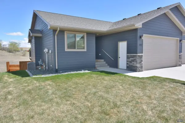 602 Copperfield Dr, Rapid City, SD 57703-1111