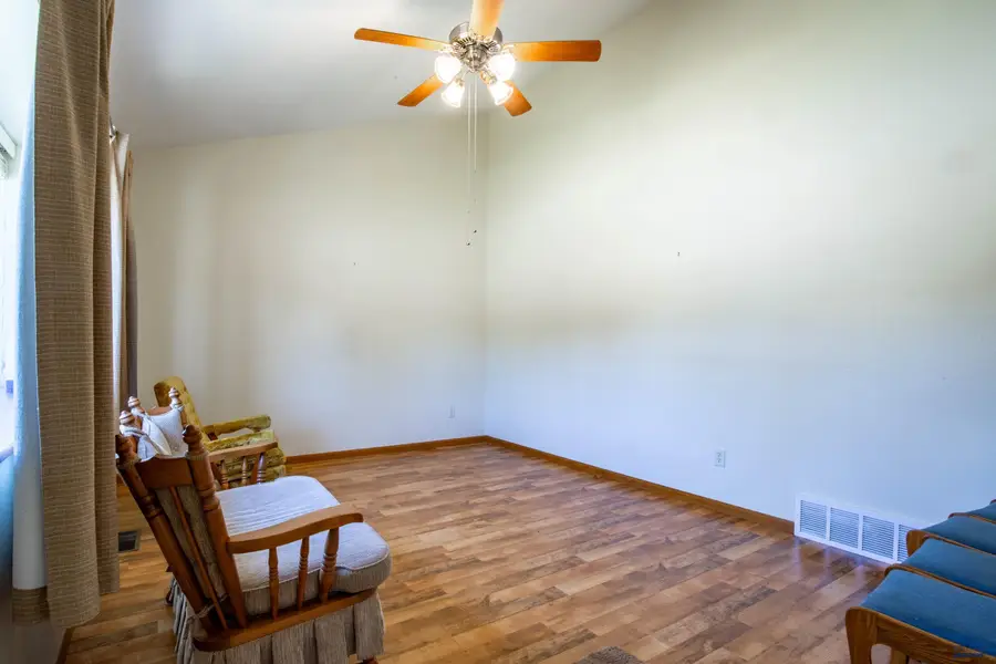 1279 Pennington, Rapid City, SD 57703-0163 - #2