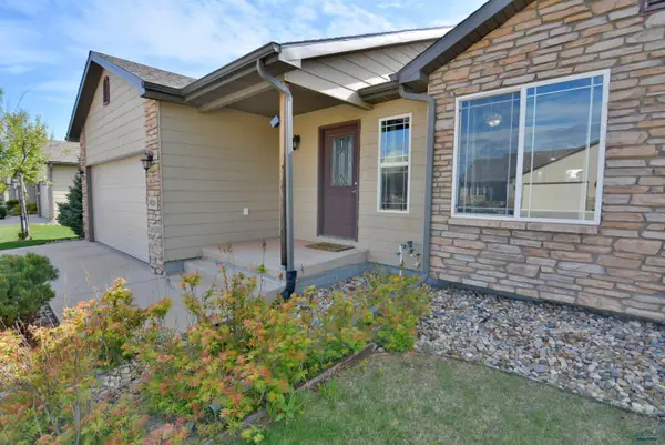 6920 Dunsmore Rd, Rapid City, SD 57702-1111