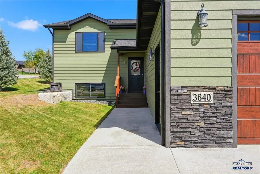 3640 Blackpowder Rd, Rapid City, SD 57703-0000 - #2