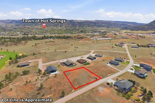 315 Meadowlark Dr, Hot Springs, SD 57747