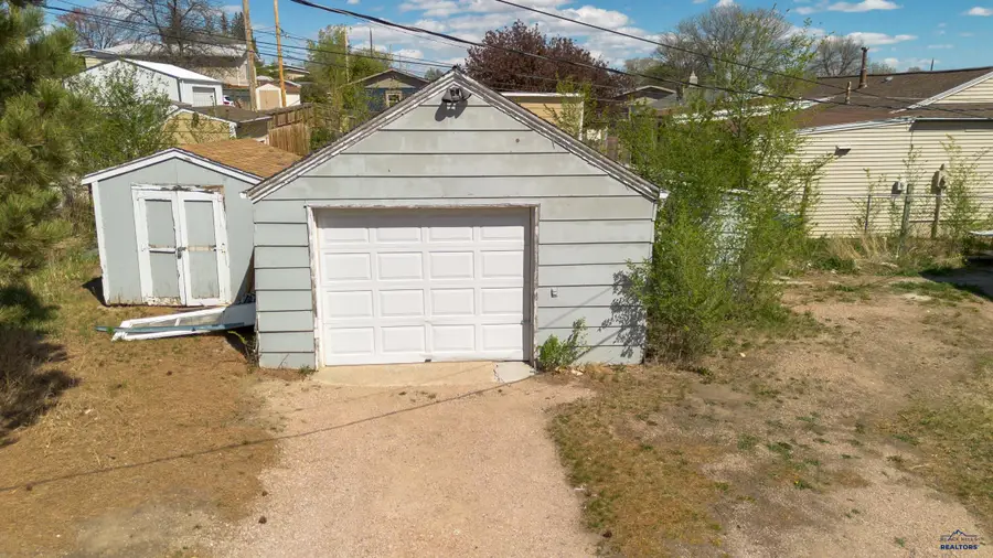 302 East Jackson St, Rapid City, SD 57701 - #3