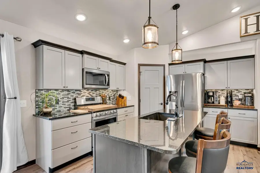 13889 Telluride St, Summerset, SD 57769 - #3