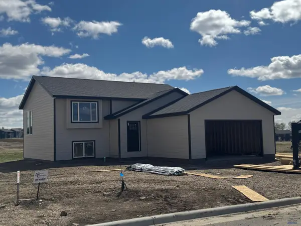 5846 Mauser Rd, Rapid City, SD 57703