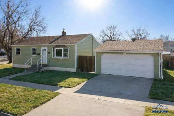 1801 Albany Ave, Hot Springs, SD 57747-7500